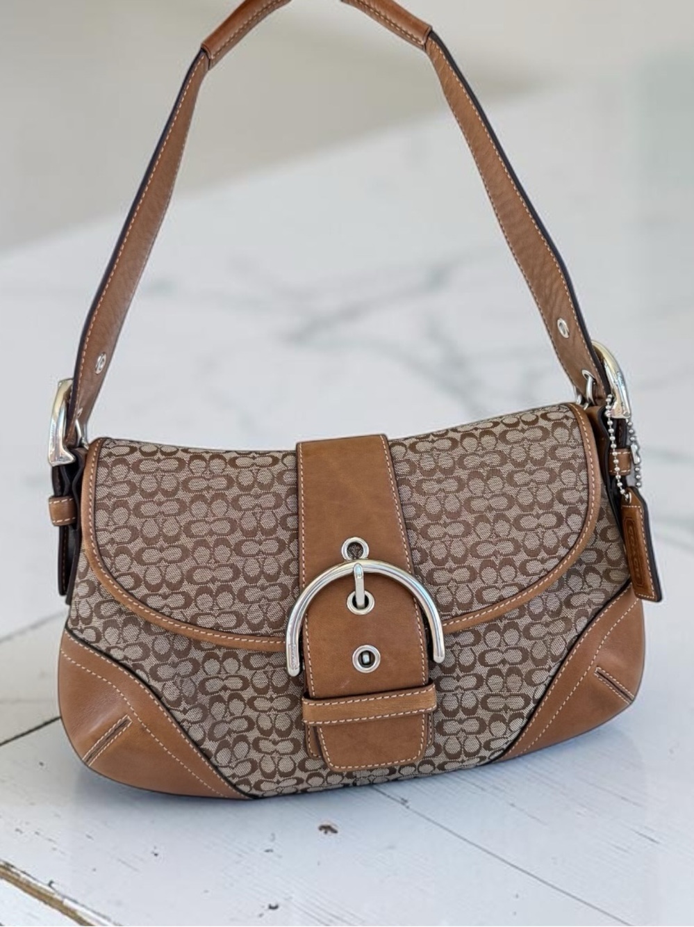 829 Coach Soho Flap Shoulder Bag Khaki Tan Signature Jacquard Y2K Vintage 2004